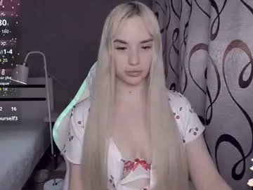 Kirakrox  live sex cam