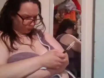 Kivs19  live sex cam
