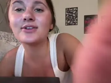 Maddiecxx  live sex cam