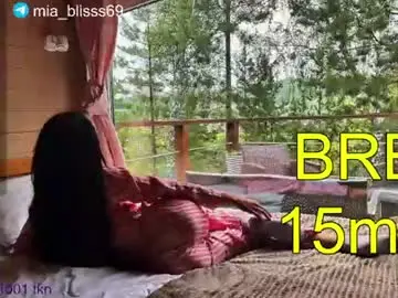 Mia_blisss  live sex cam