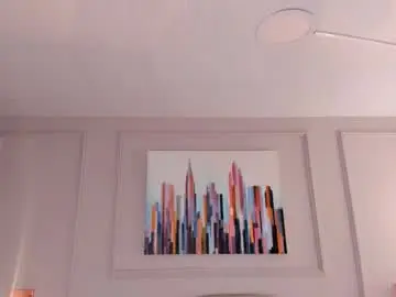 Mia_kisses2  live sex cam