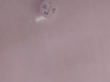 Mia_kisses2  live sex cam