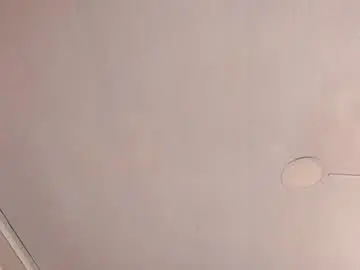 Mia_kisses2  live sex cam