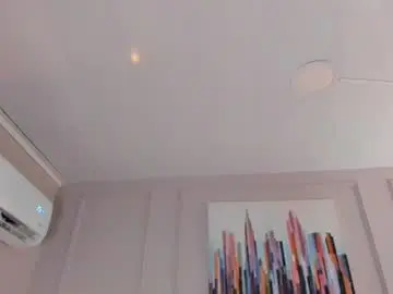 Mia_kisses2  live sex cam