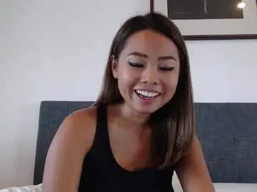 Sun_lover_95  live sex cam