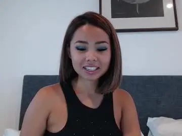 Sun_lover_95  live sex cam