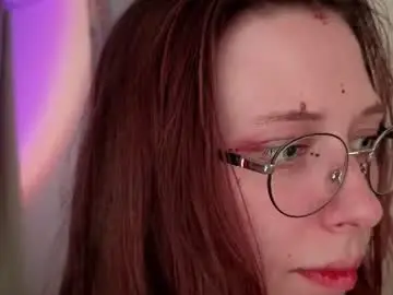 The_woman8  live sex cam