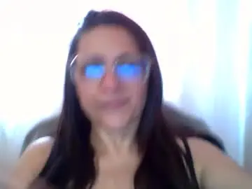 Casey3000  live sex cam