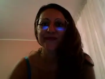 Casey3000  live sex cam