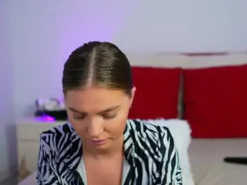 Dirtystudentgirl  live sex cam