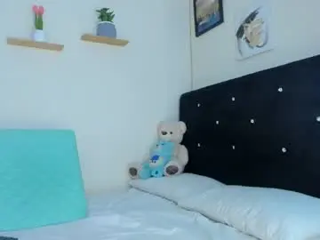 Eileenclark  live sex cam