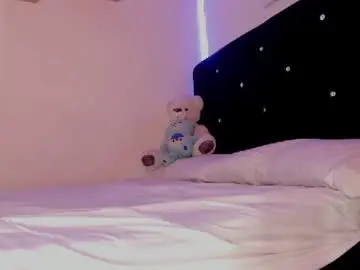 Eileenclark  live sex cam