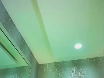 Emily_lancaster  live sex cam