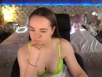 Foxyshyyy  live sex cam