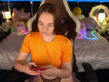 Foxyshyyy  live sex cam