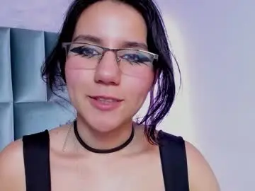 Hollypeach_  live sex cam