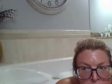 Nextdoorblondes  live sex cam