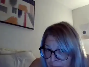 Nextdoorblondes  live sex cam
