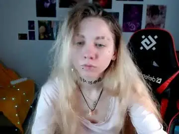 Nica_kawaii  live sex cam