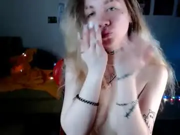Nica_kawaii  live sex cam