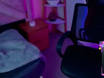 Roxy_clark  live sex cam