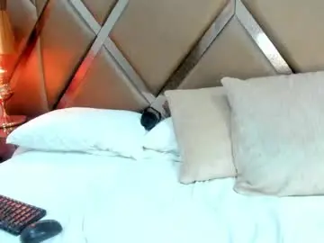 Scarlethcollins_  live sex cam