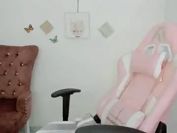 Zooeybelair  live sex cam