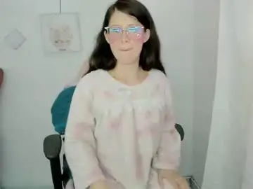 Zooeybelair  live sex cam