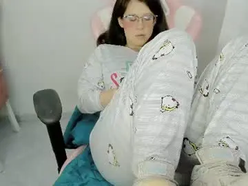 Zooeybelair  live sex cam