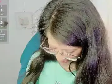 Zooeybelair  live sex cam