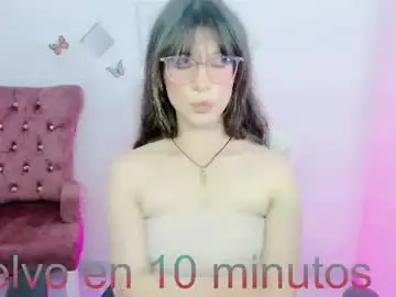 Zooeybelair  live sex cam
