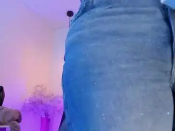 Ariianabaker  live sex cam