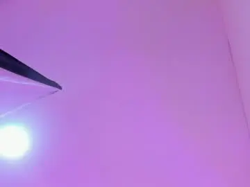Ariianabaker  live sex cam