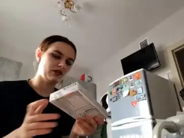 Averypianalto  live sex cam