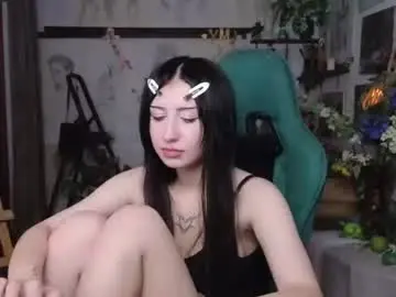 Effiemeowley  live sex cam