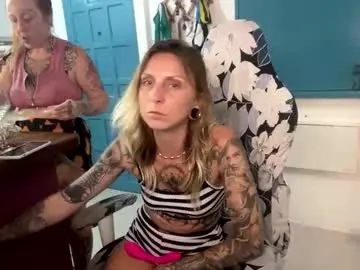 Gingerandnatural  live sex cam