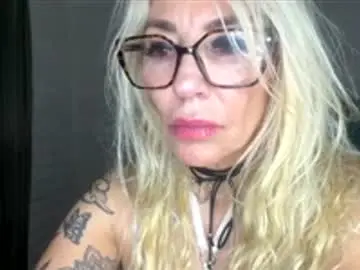 Granny_antzellax1  live sex cam