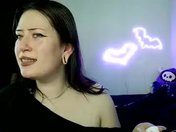 Harleydem0n666  live sex cam