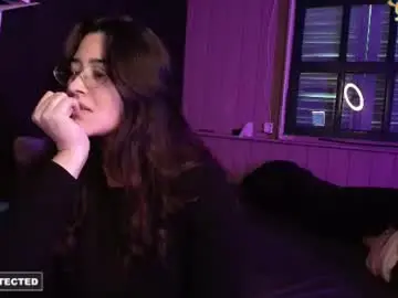 Hellobitch98  live sex cam