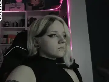 Holy_mistresss  live sex cam