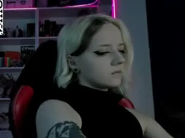 Holy_mistresss  live sex cam