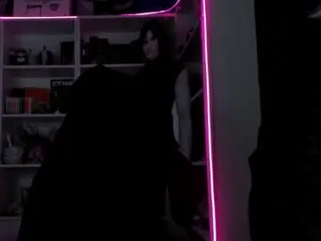 Holy_mistresss  live sex cam