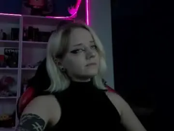 Holy_mistresss  live sex cam