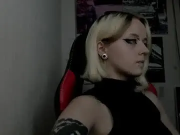 Holy_mistresss  live sex cam