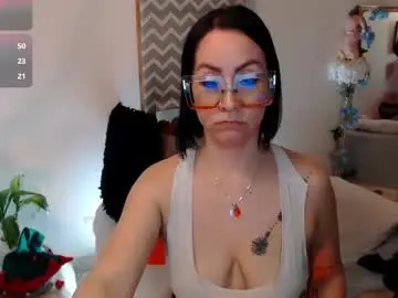 Kiara_bermont  live sex cam