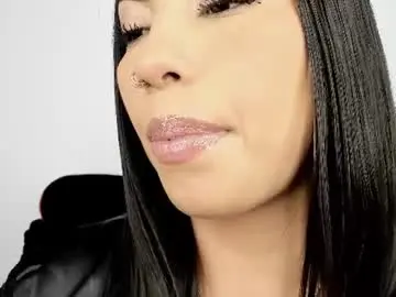Kim_mouth17  live sex cam