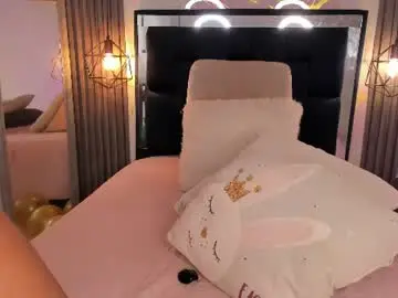 Kristakinnky  live sex cam