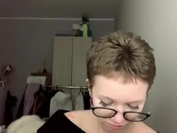 Kymsalvati  live sex cam