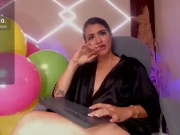 Lunaa_lynch  live sex cam