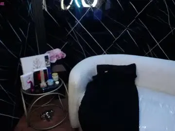 Miistik  live sex cam